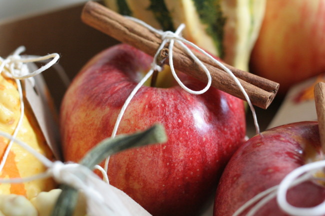 apple cinnamon centrepiece